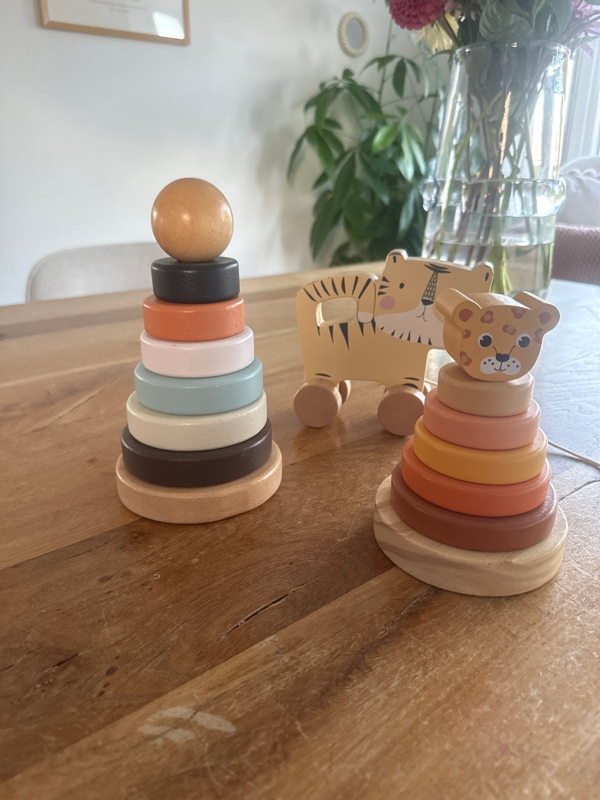 Houten stapeltorens en trekdier tijger, Ophalen of Verzenden, Zo goed als nieuw, Overige typen, Met wieltjes