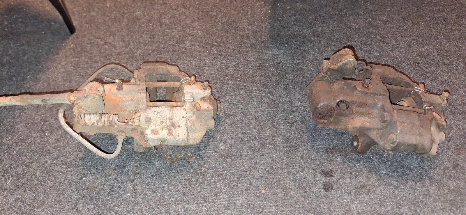 set achter remklauwen alfa 75 1.8 trans axle, Ophalen