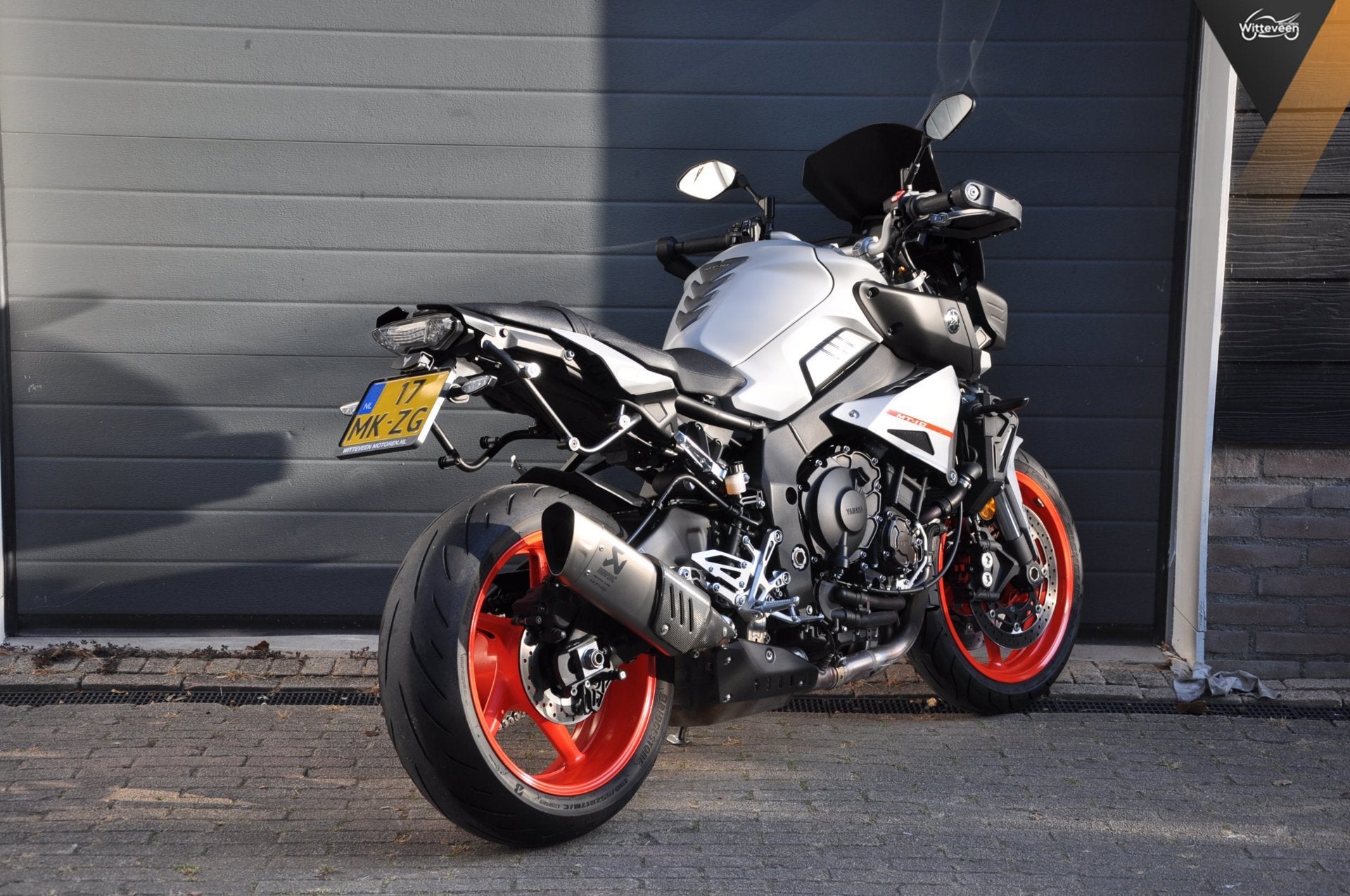Yamaha MT-10 ABS Akrapovic, koffers, windscherm, Motoren, Motoren | Yamaha, Bedrijf, Meer dan 35 kW, 998 cc, Traction Control