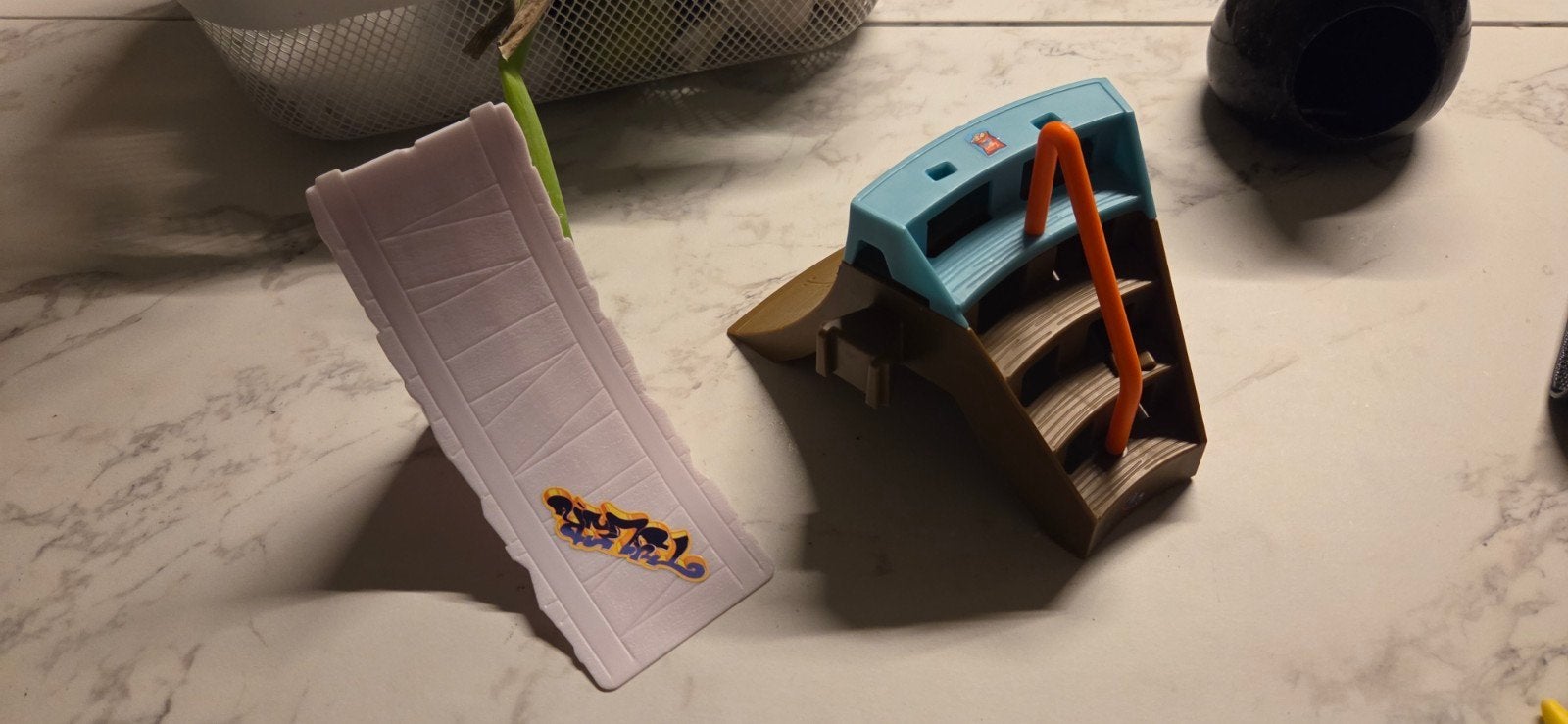 hot wheels MOET NU WEG, Ophalen of Verzenden