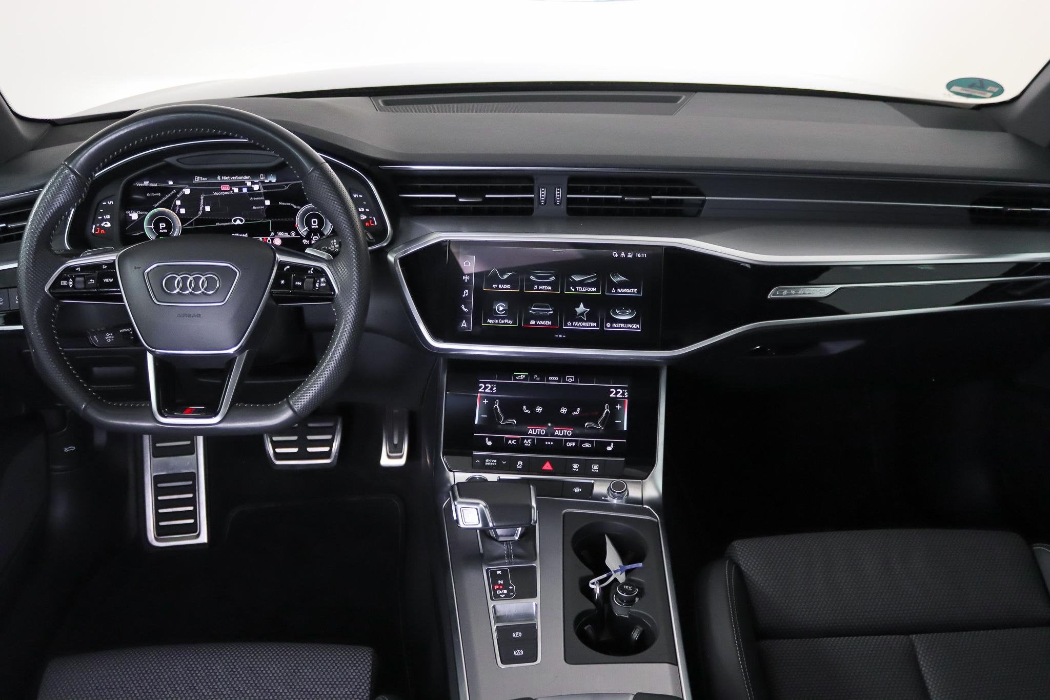 Audi A6 Avant 55 TFSI e quattro 2X S-line Competition Panora, Automaat, Gebruikt, 4 cilinders, Leder en Stof