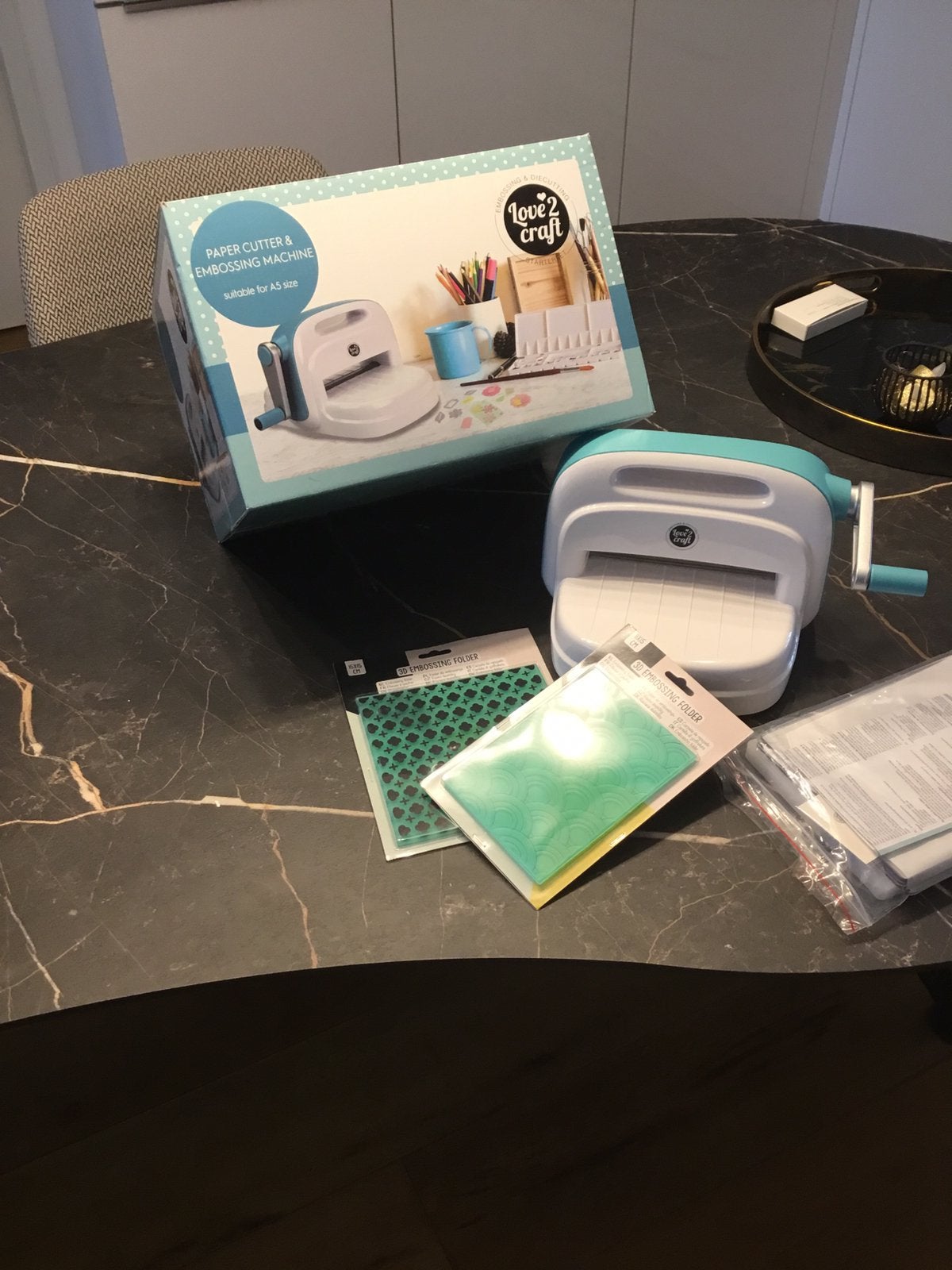 Love2Craft Papier Snij- en Embossing Machine A5, Overige thema's, Meerkleurig, Zo goed als nieuw, Kunststof