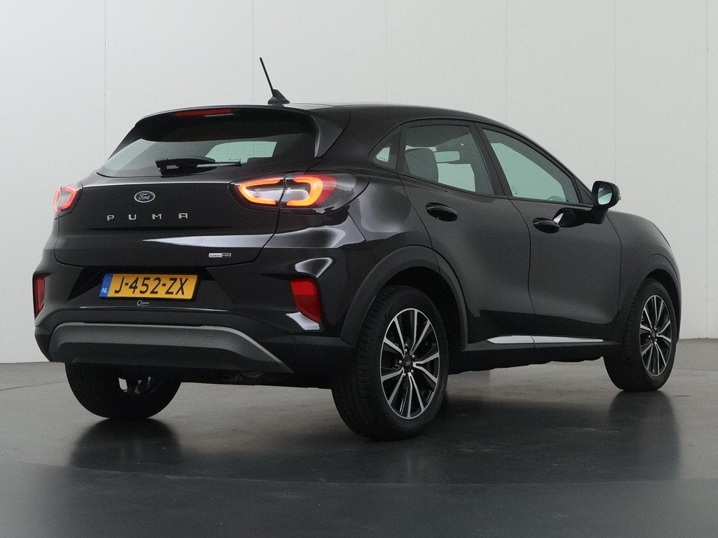 Ford Puma 1.0 EcoBoost Hybrid Titanium | Winterpakket | Navi, Voorwielaandrijving, Euro 6, Zwart, Origineel Nederlands