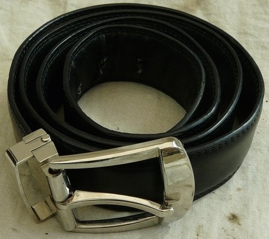 Riem, Uniform DT2000, Koninklijke Marechaussee, 2000s.(Nr.1), Ophalen of Verzenden, Marechaussee, Nederland, Kleding of Schoenen