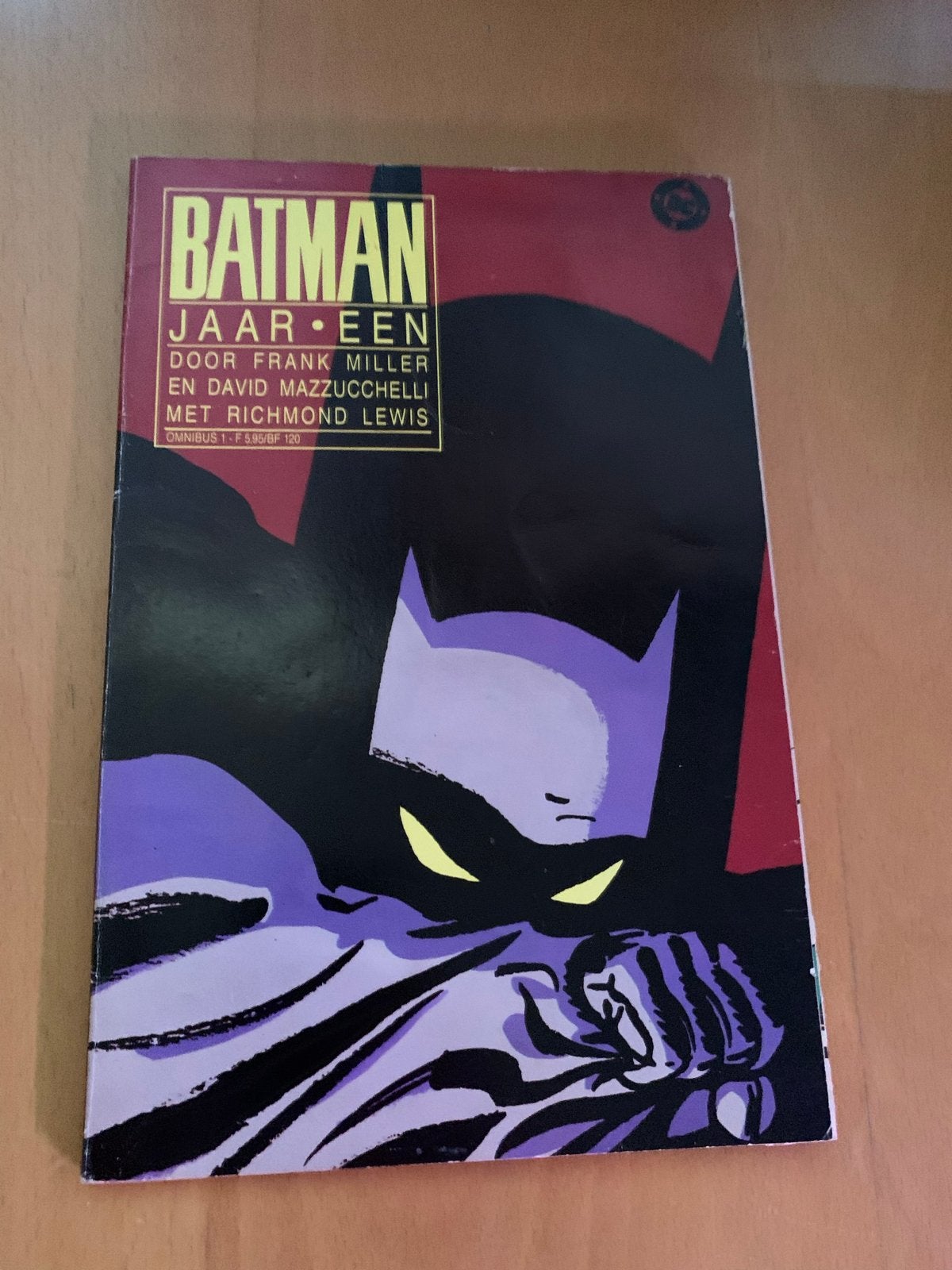 Batman Jaar Een - Frank Miller & David Mazzucchelli, Boeken, Eén stripboek, Ophalen of Verzenden, Gelezen