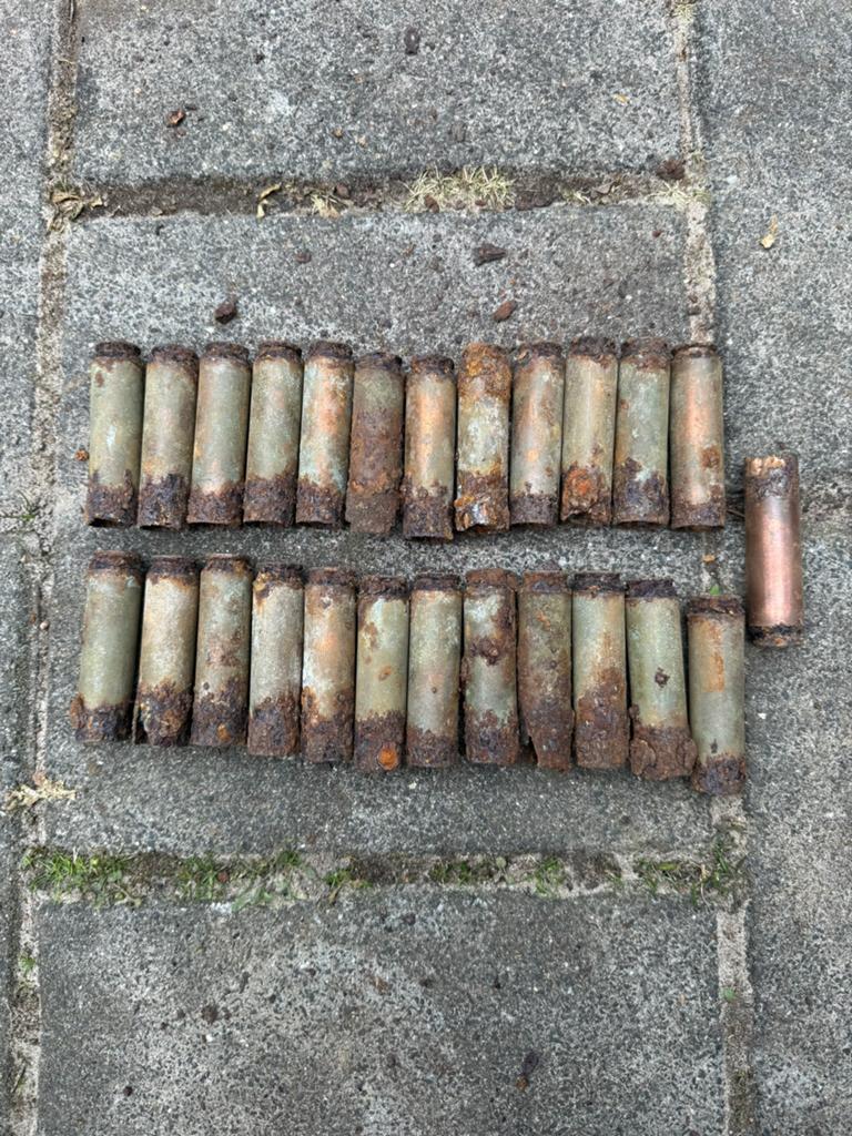 25x Duitse Luftwaffe MG FF Hulzen Koper gelakt Bovo WW2, Verzamelen, Ophalen of Verzenden, Luchtmacht, Duitsland, Hulzen of Bodemvondsten