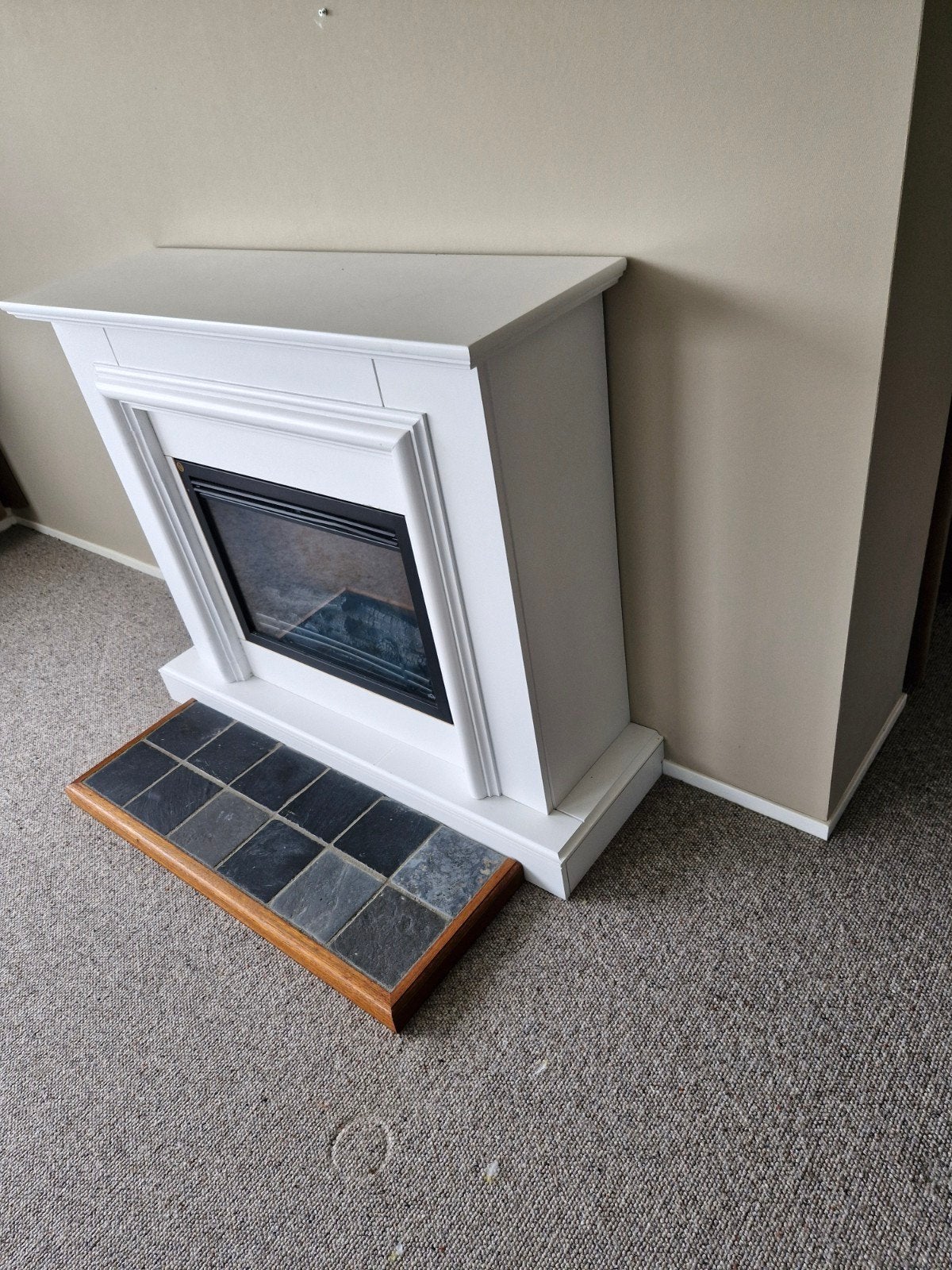 Te koop elektrische haard met houten schouw, Ophalen, Vrijstaande haard, Elektrische haard