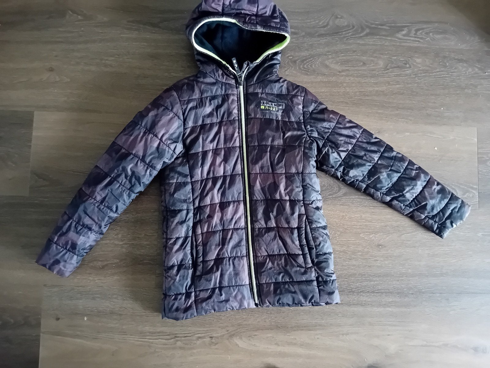 leuke winterjas,legermotief Adventure Arrested maat 152, Ophalen of Verzenden, Meisje, Jas