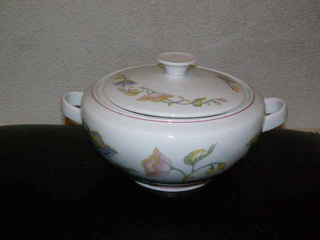 Leuke dekschaal, Ophalen of Verzenden, Overige stijlen, Aardewerk, Schaal of Schalen