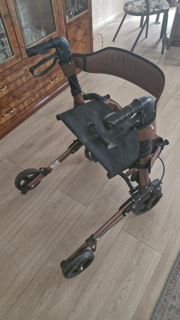 Huis *Arebos Rollator*, Ophalen, Opvouwbaar, Gebruikt
