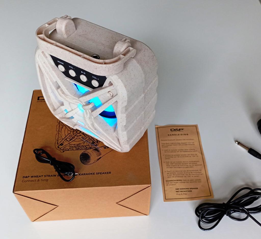 D&P Karaoke speaker met microfoon  Plug en play, Ophalen of Verzenden, Zo goed als nieuw, Complete set