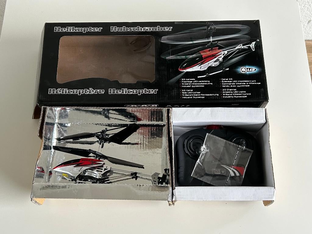 Lotje 12x rc helicopters