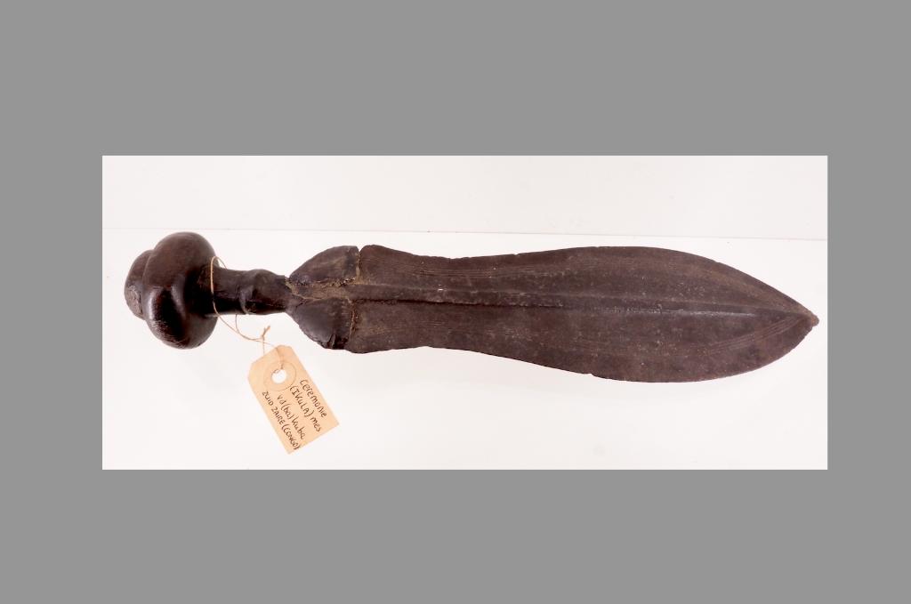 Zeer oud Kuba Ikula zwaard / mes Congo (250928-02), Antiek en Kunst, Ophalen of Verzenden