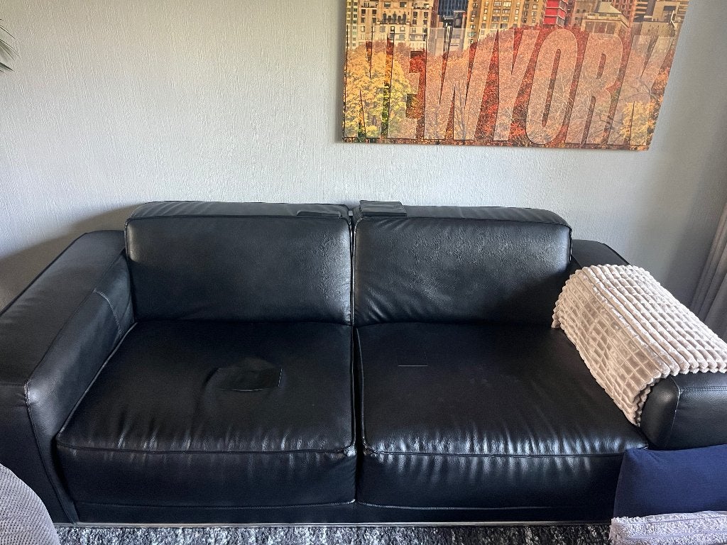 2,5-zitsbank zwart kunstleer met chromen onderstel, Huis en Inrichting, Ophalen, 100 tot 125 cm, Tweepersoons, Rechte bank