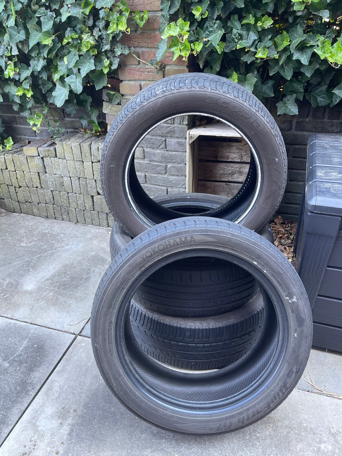 Gebruikte zomerbanden 195/50R16 (Yokohama & Bridgestone), Auto-onderdelen, Banden en Velgen, Ophalen, Gebruikt, 16 inch, Band(en)