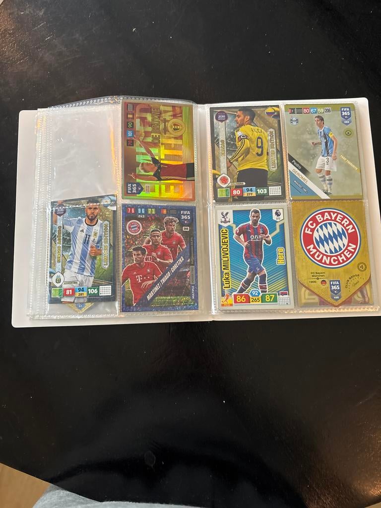 FIFA 365 Adrenalyn XL Voetbalkaartjes Collectie