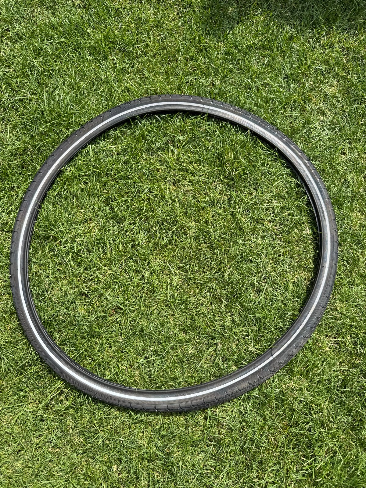 2 fietsbanden - niet gebruikt, Ophalen, Band, Zo goed als nieuw, Rubber
