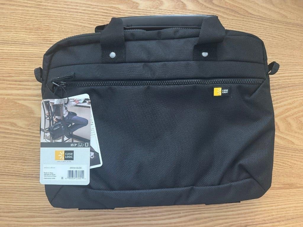 Case Logic laptoptas 13,3 inch — nieuw met kaartje, Nieuw, Aktetas, Ophalen of Verzenden, Tabletvak