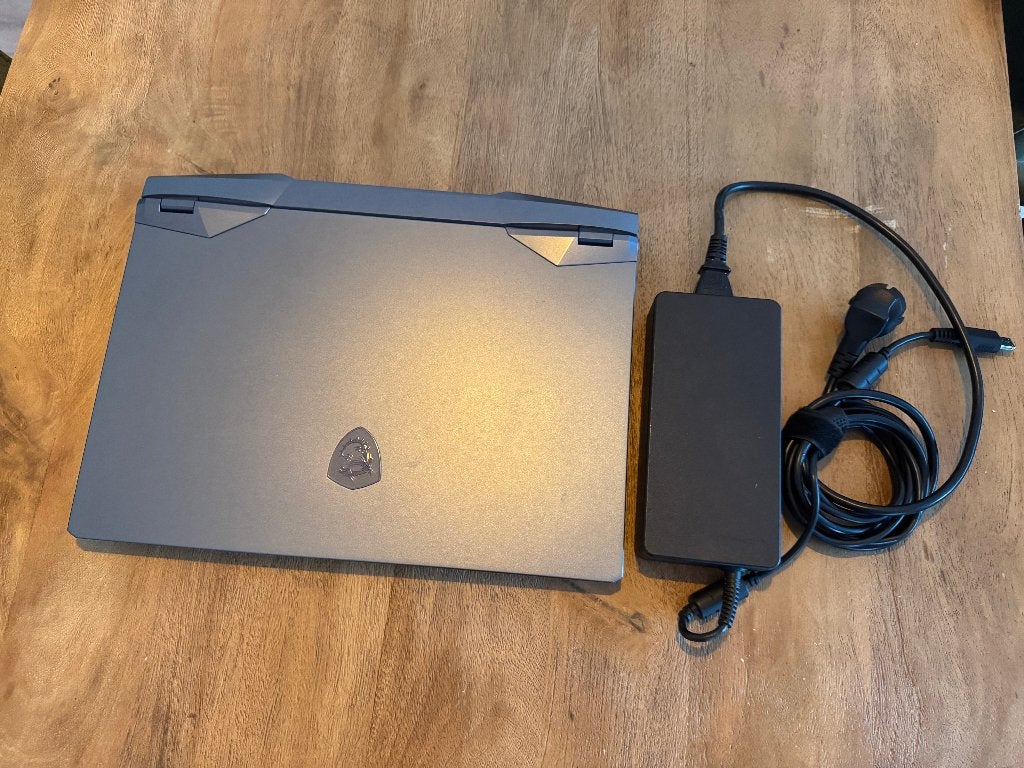 MSI GE66 Raider "GAAT NIET MEER AAN", 2 tot 3 Ghz, Ophalen of Verzenden, SSD, Niet werkend