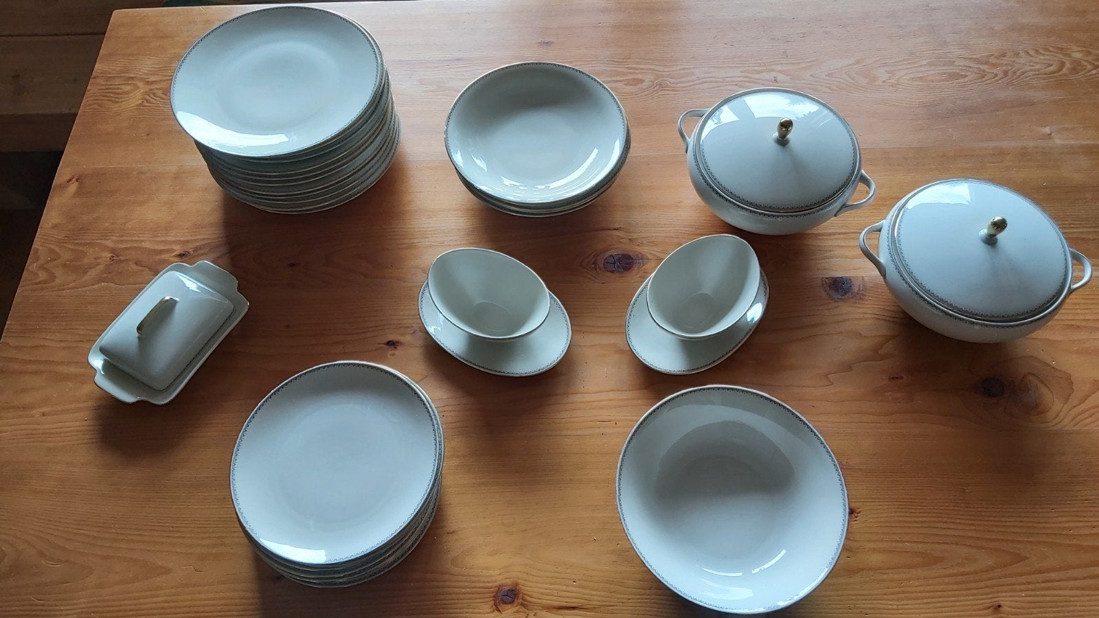 Mooi servies, Ophalen