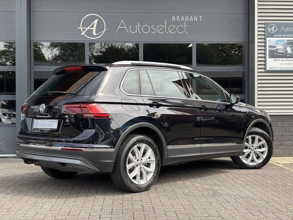 Volkswagen Tiguan 2.0 TSI 4Motion Highline Led Panorama Came, Automaat, Stof, Gebruikt, 4 cilinders
