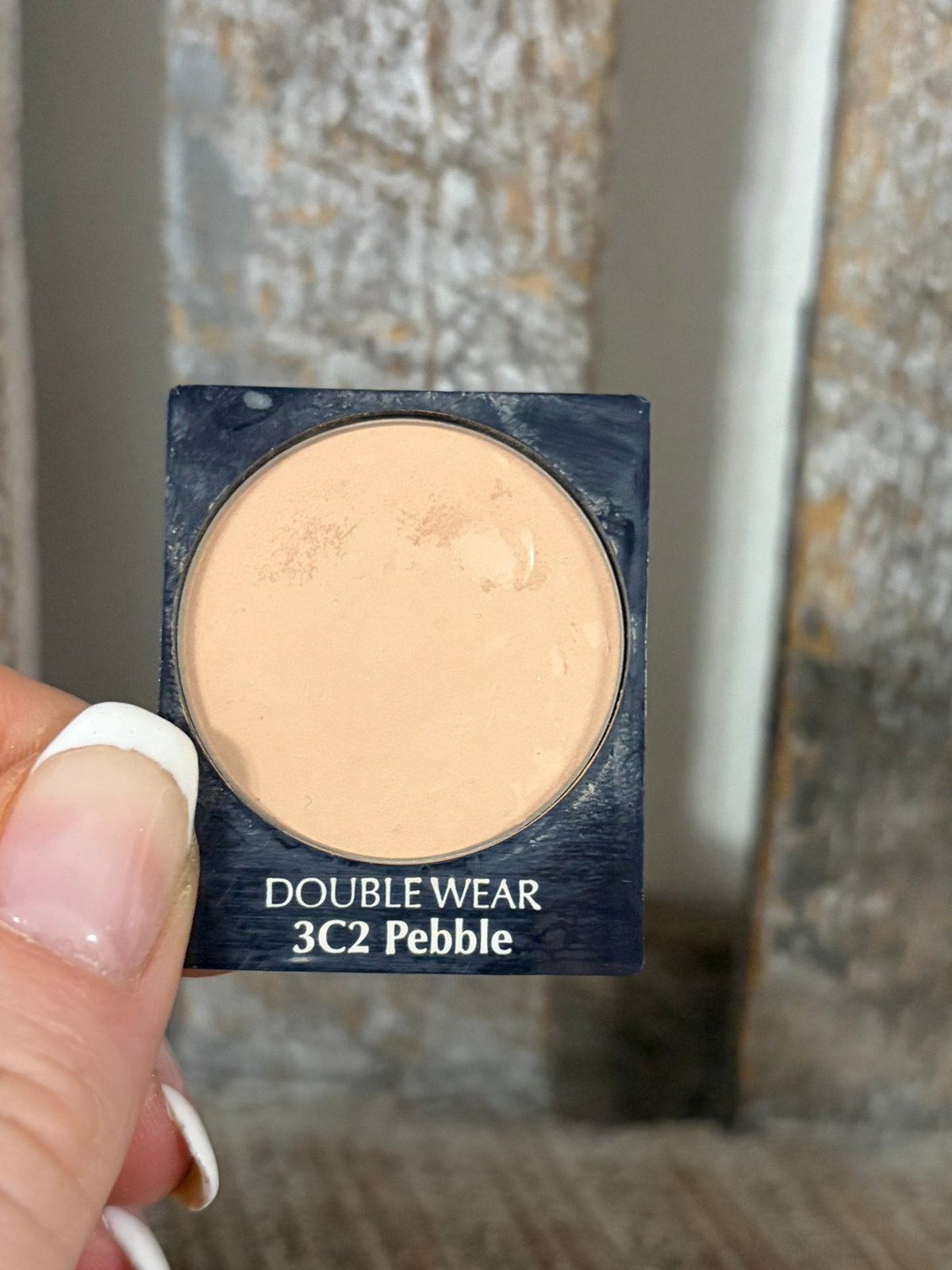 Estee Lauder Double Wear mini Poeder 3C2, Ophalen of Verzenden, Zo goed als nieuw, Beige, Gehele gezicht