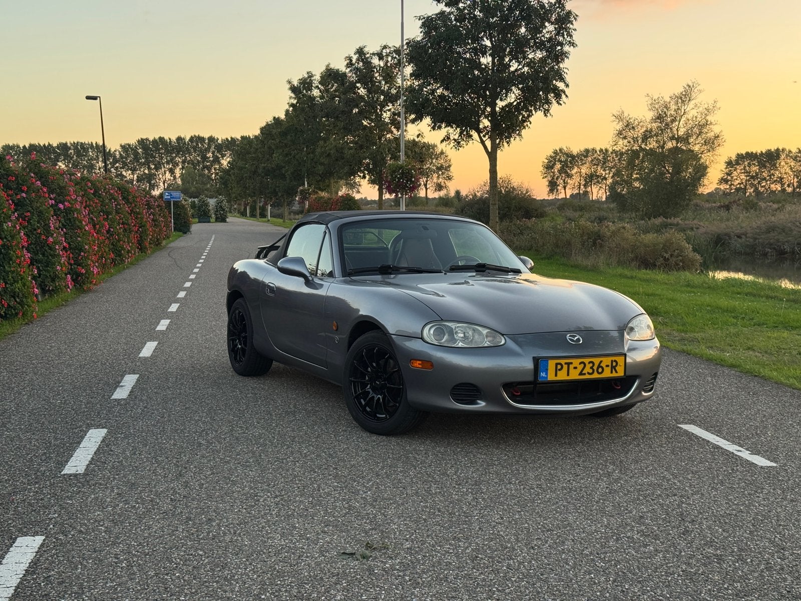 Mazda mx5 NBFL Phoenix edition, Auto's, Achterwielaandrijving, 40 €/maand, 4 cilinders, Cabriolet