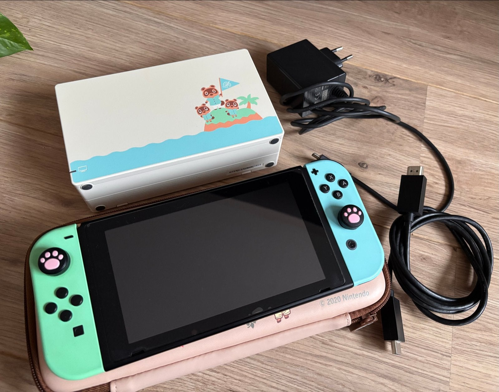 Nintendo Switch 1 Animal Crossing Editie, Ophalen of Verzenden, Zo goed als nieuw, Met 2 controllers, Switch 2019 Upgrade