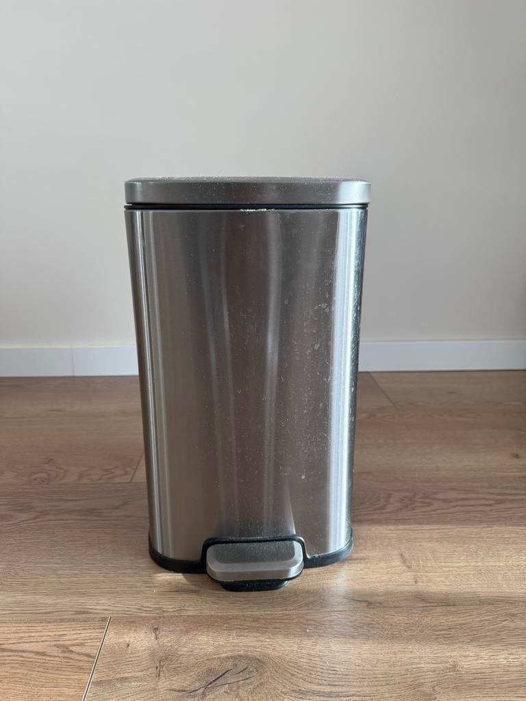 Prullenbak van EKO, Huis en Inrichting, Woonaccessoires | Prullenbakken, Met pedaal, 50 tot 75 cm, Ophalen of Verzenden, Metaal