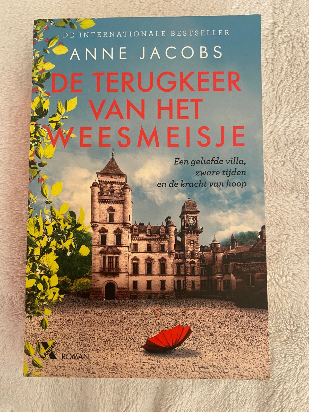 Anne Jacobs - De terugkeer van het weesmeisje, Ophalen of Verzenden, Zo goed als nieuw