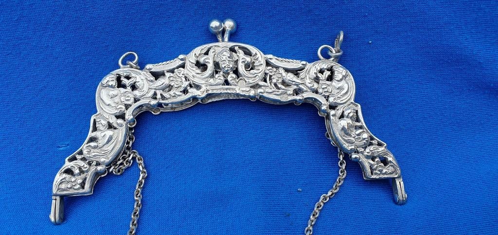 19e eeuwse  ZILVEREN TASBEUGEL, Ophalen of Verzenden, Zilver