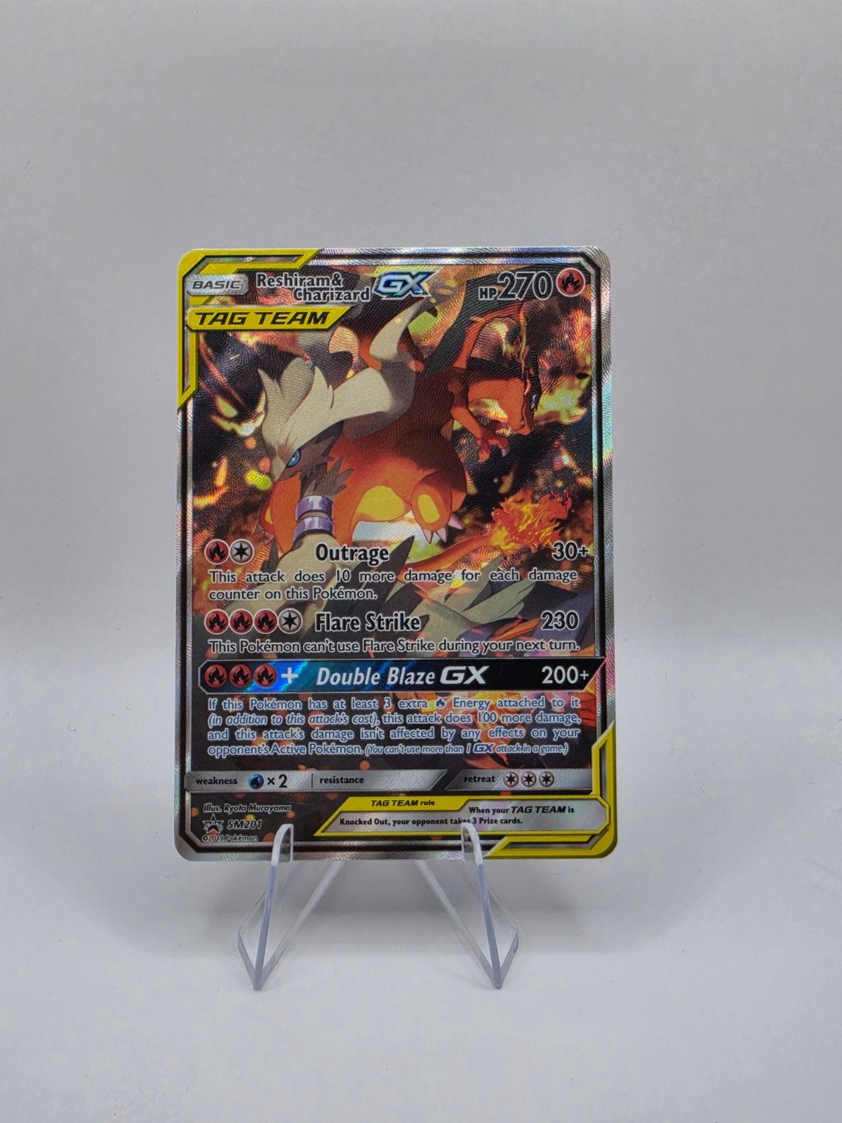 Reshiram & Charizard GX Pokémon Kaart, Ophalen of Verzenden, Zo goed als nieuw, Losse kaart