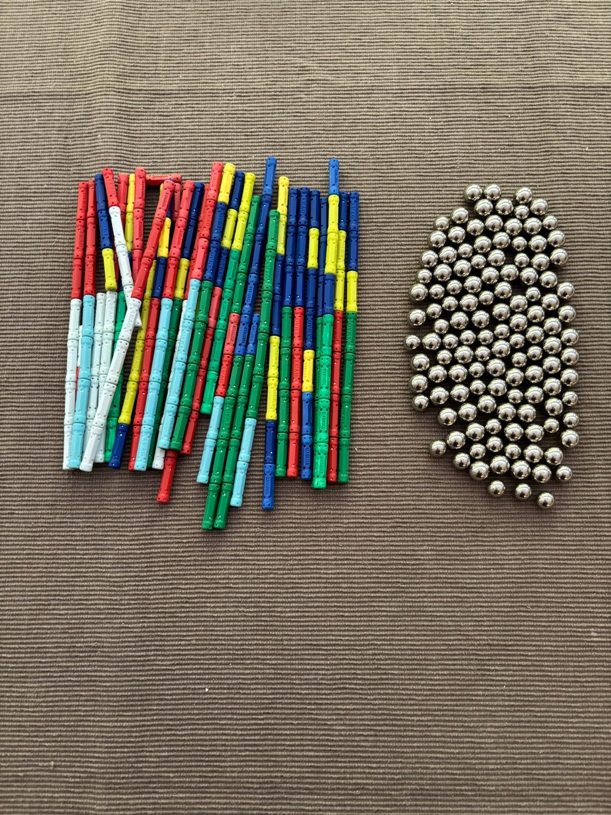 Magmax Imag magnetisch constructiespeelgoed met balletjes, Ophalen of Verzenden, Zo goed als nieuw, Overige merken