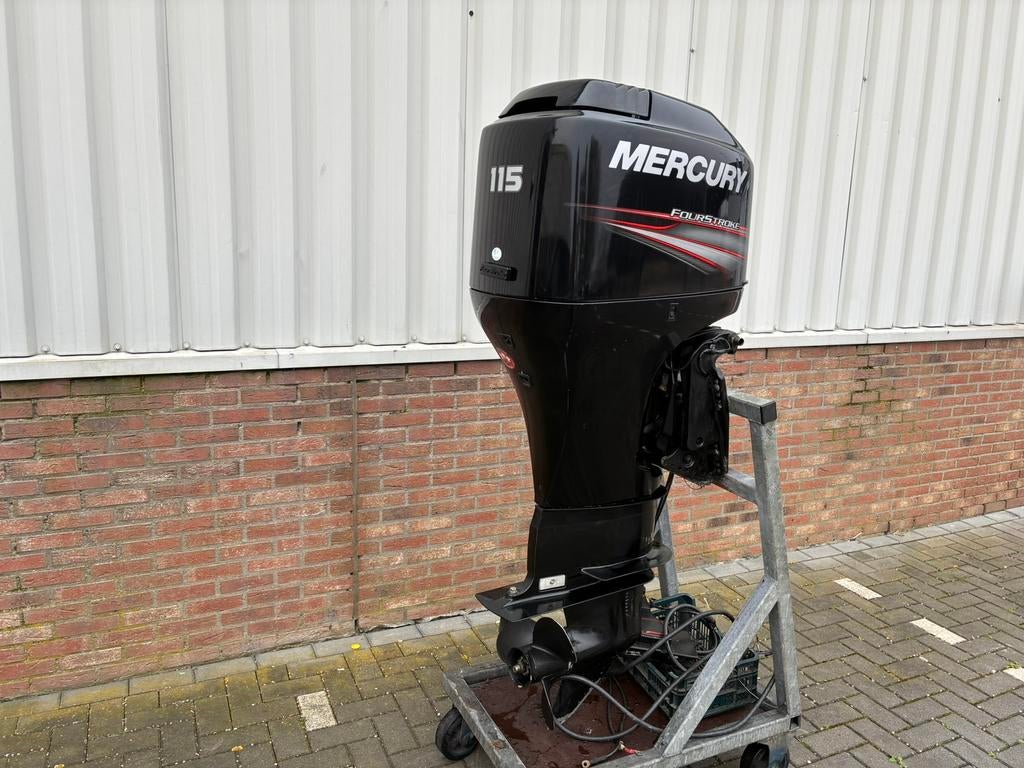Mercury 115 pk 4 takt EFI , Powertrim, vaarklaar !, Watersport en Boten, Buiten- en Binnenboordmotoren, Gebruikt, Viertaktmotor