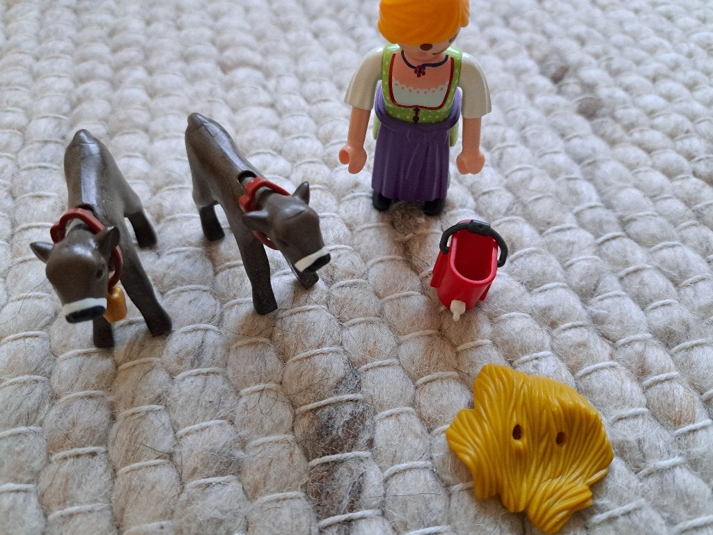 Playmobil boerin met kalfjes en accessoires, Gebruikt, Complete set, Ophalen of Verzenden, Country
