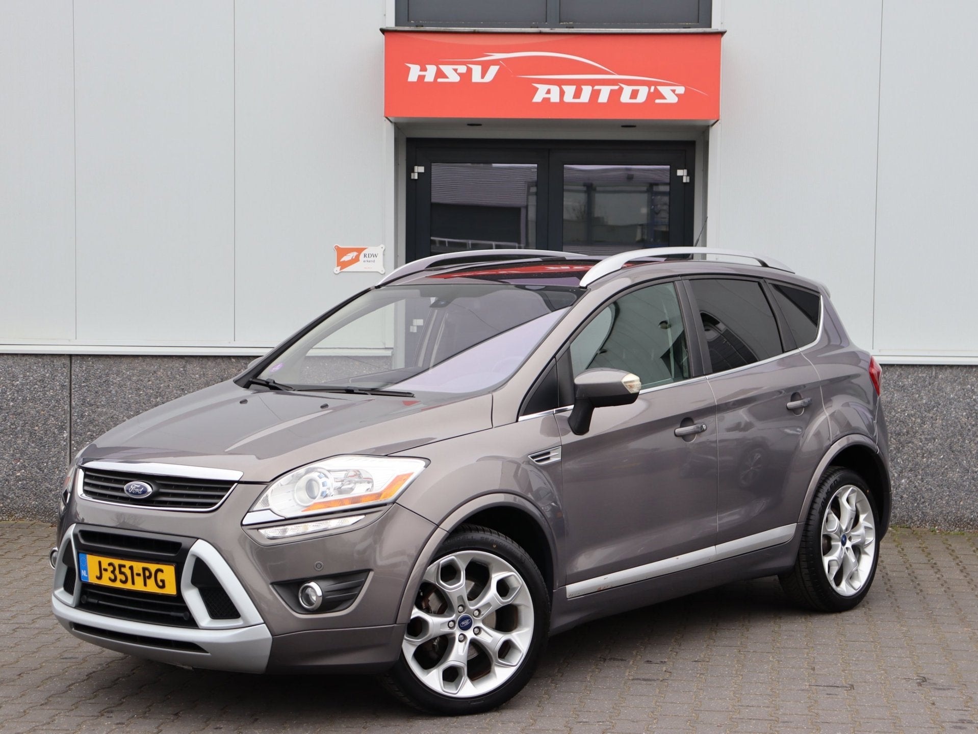 Ford Kuga 2.5 20V Titanium navi LEER automaat trekhaak, Auto's, Ford, Automaat, Euro 5, Gebruikt, 1553 kg