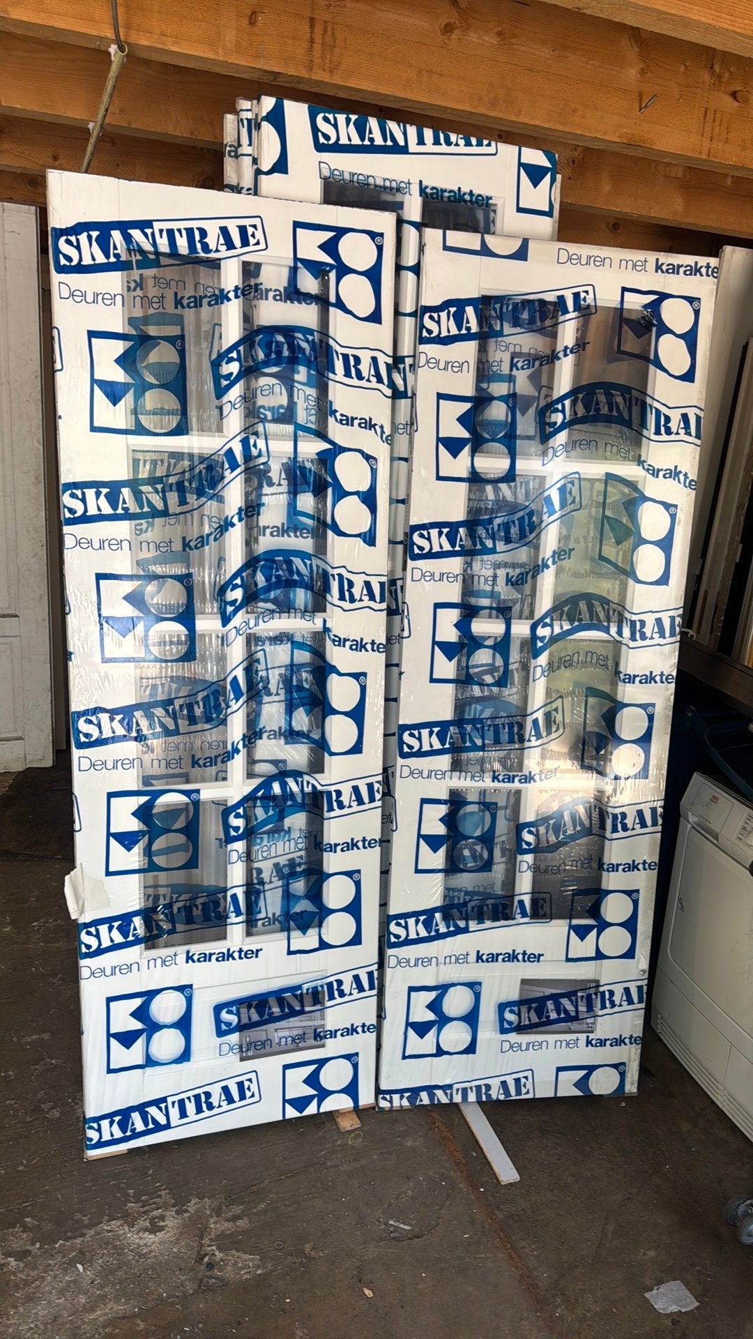 2x paneeldeur 68x211.5 cm nr 444
