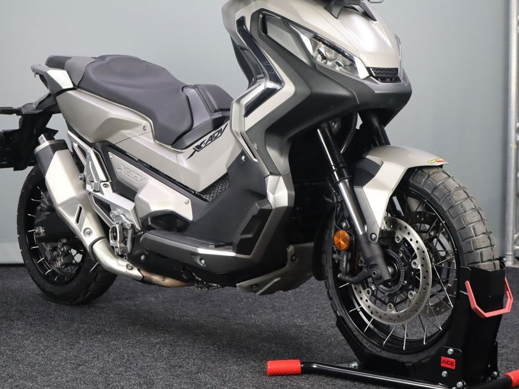 Honda X-ADV 750, 750 cc, Bedrijf, Meer dan 35 kW, Toermotor