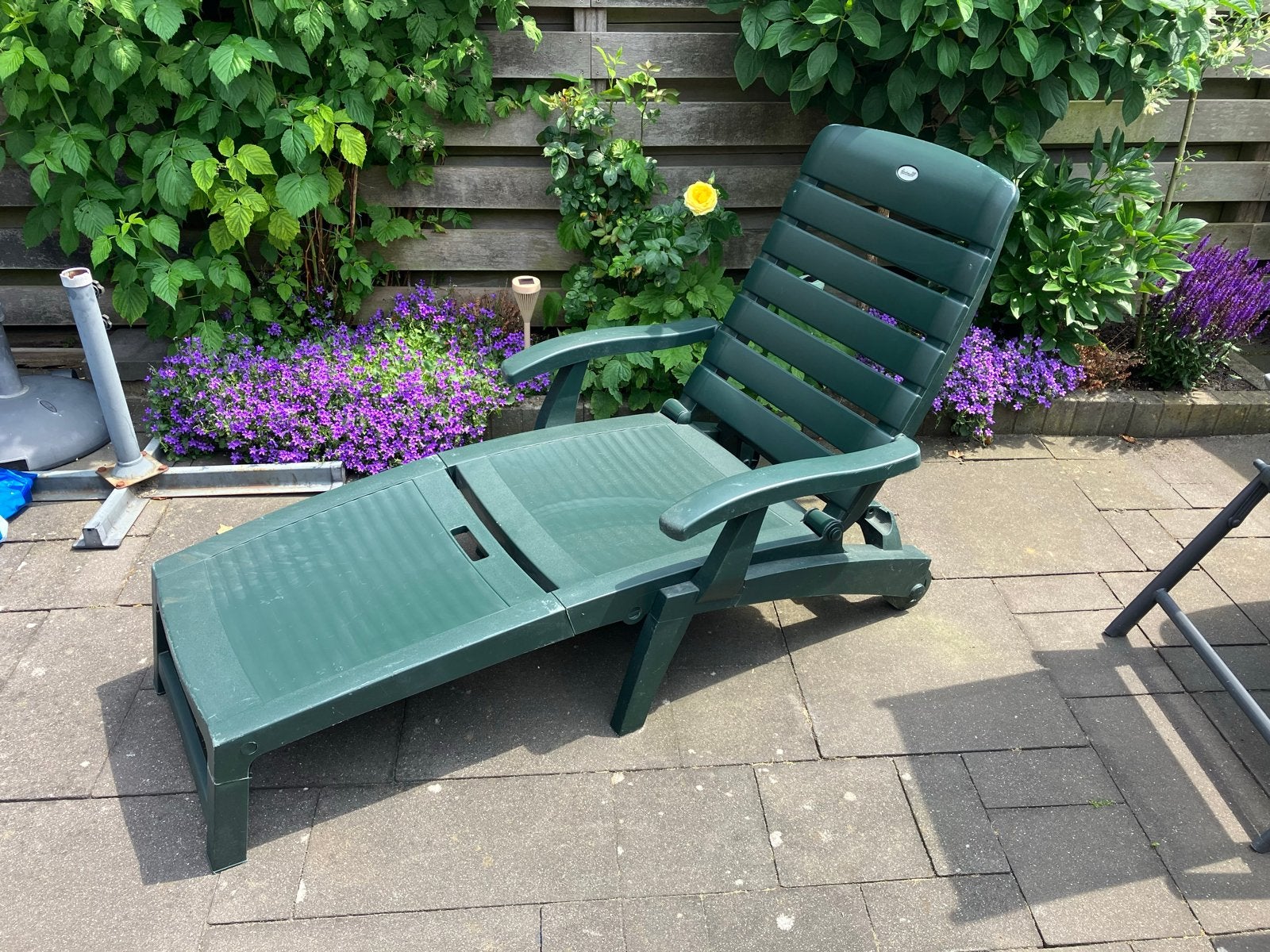 Hartman Ligbed Groen - Verstelbaar en Inklapbaar, Ophalen, Gebruikt, Kunststof, Inklapbaar
