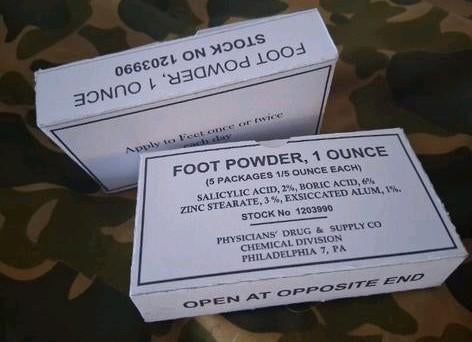 WWII U.S. FOOT POWDER BOX, Verzamelen, Militaria | Algemeen, Ophalen of Verzenden, Landmacht, Amerika, Overige typen