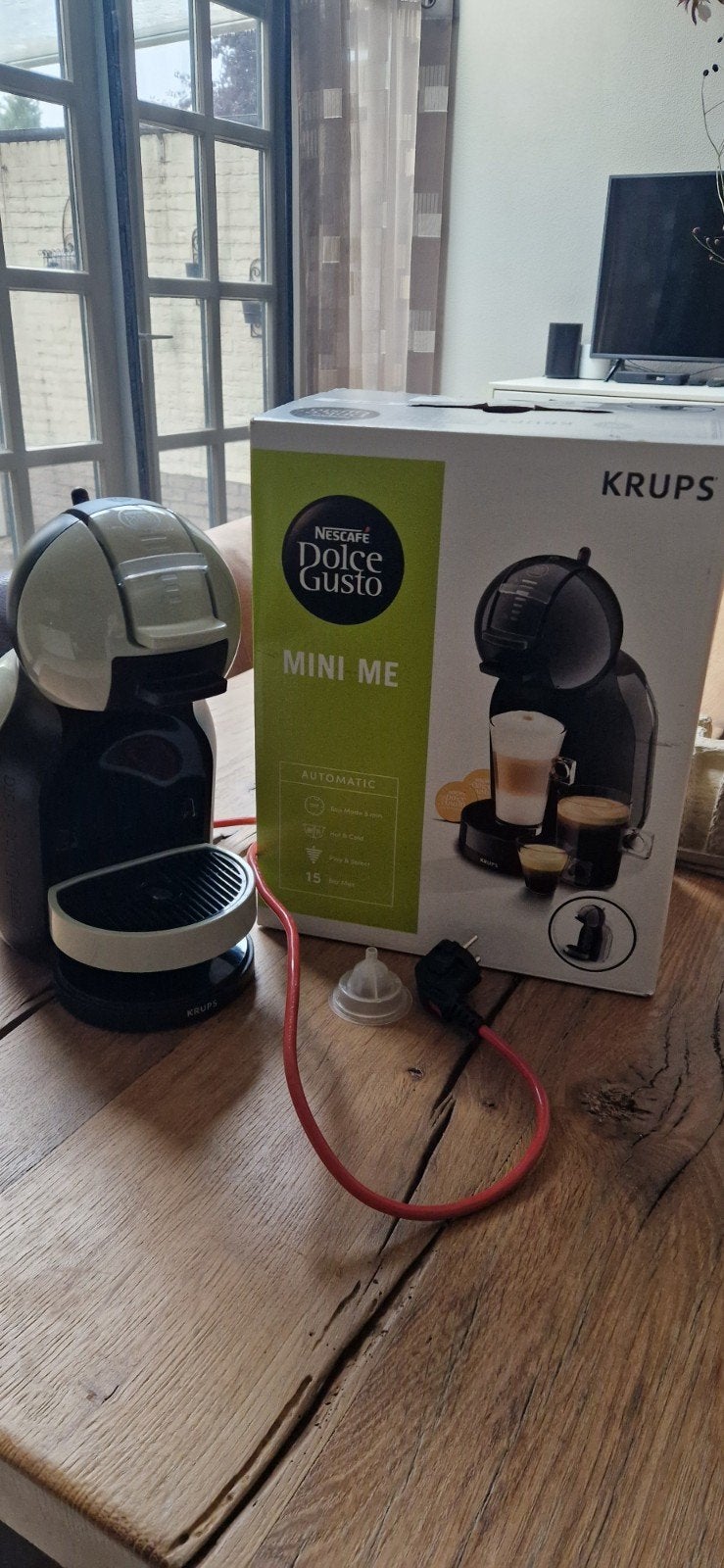 dolce gusto, Witgoed en Apparatuur, Koffiezetapparaten, Koffiemachine, Ophalen of Verzenden, Zo goed als nieuw, 1 kopje