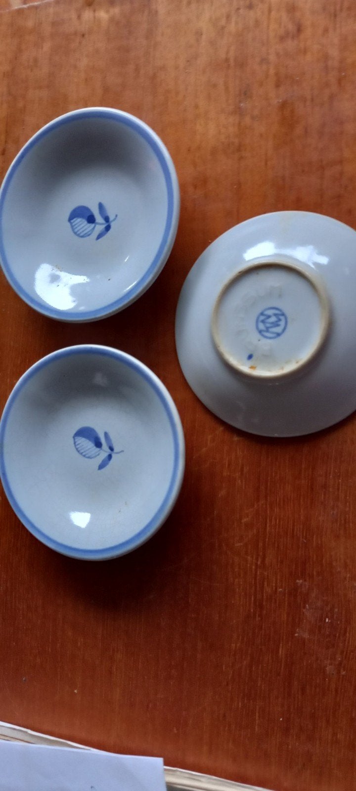 Kleine schaaltjes, petit fours, met blauw bladmotief, antiek, Ophalen of Verzenden