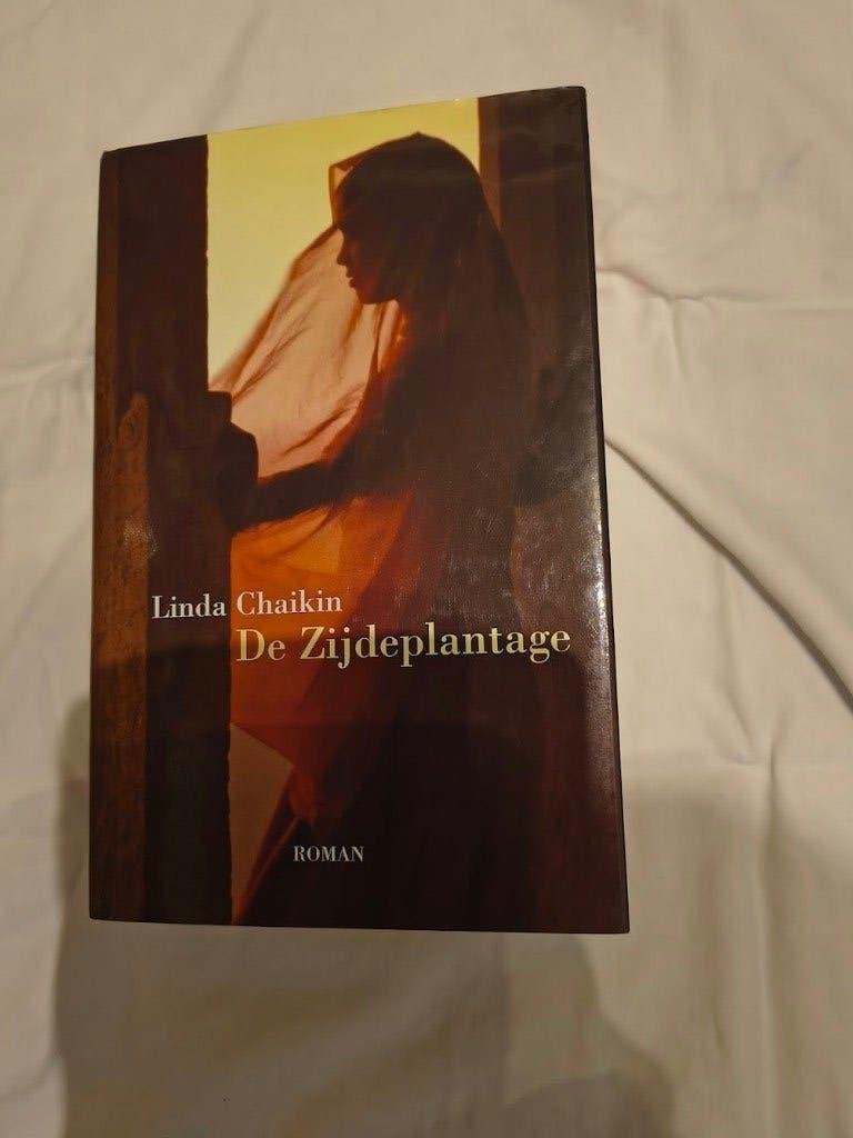 De zijdeplantage Linda Chaikin, Boeken, Ophalen, Zo goed als nieuw