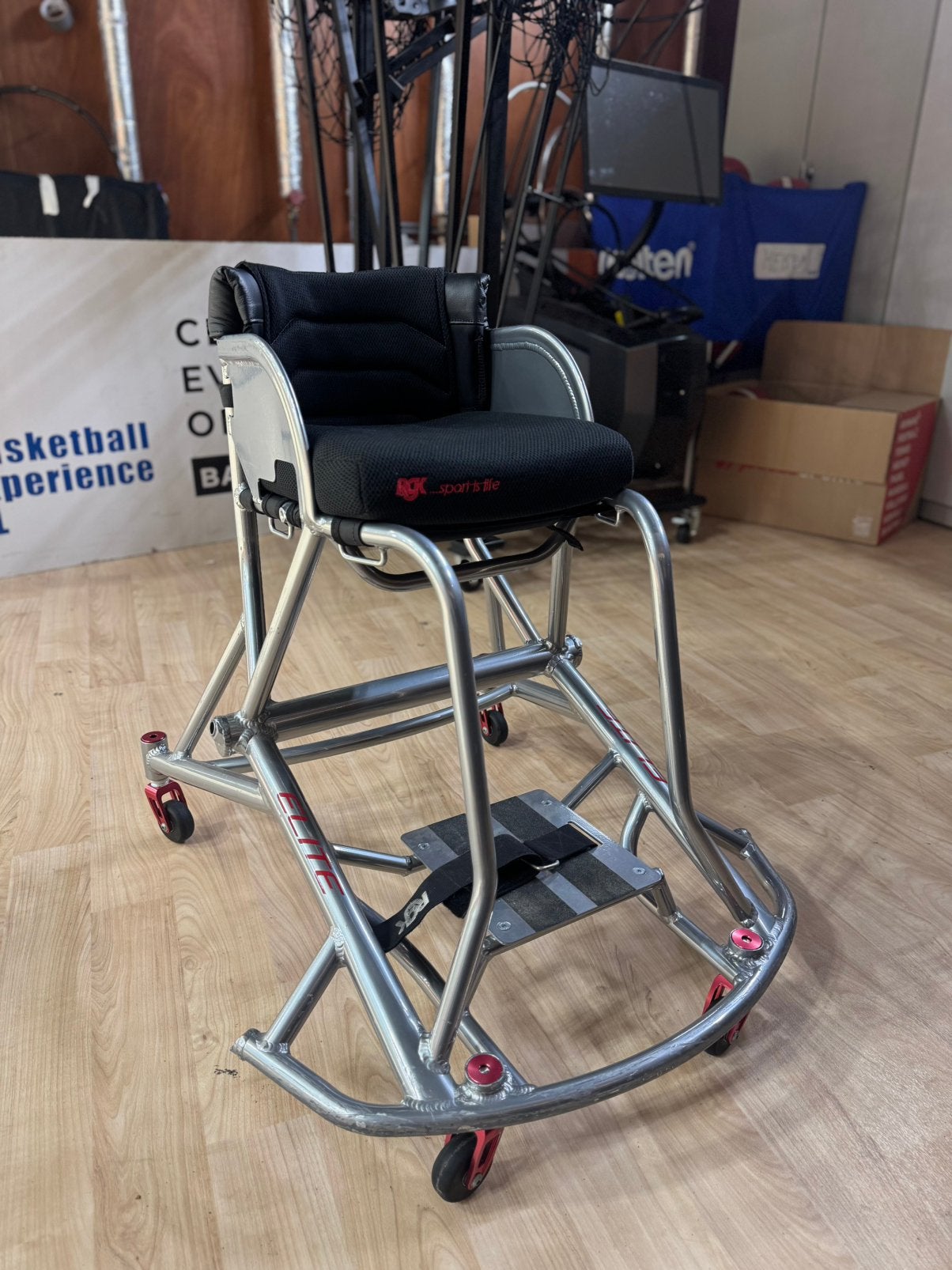 RGK Elite sportrolstoel, Ophalen, Zo goed als nieuw, Handbewogen rolstoel