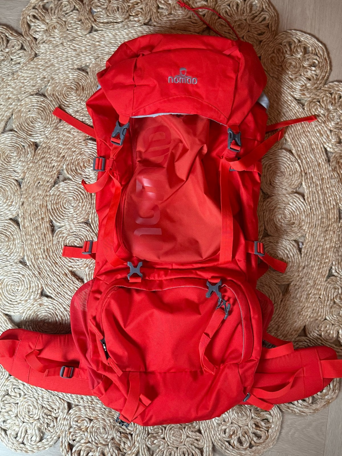 Nomad Batura Backpack 70L rood, Ophalen of Verzenden, Nieuw, 30 cm of meer