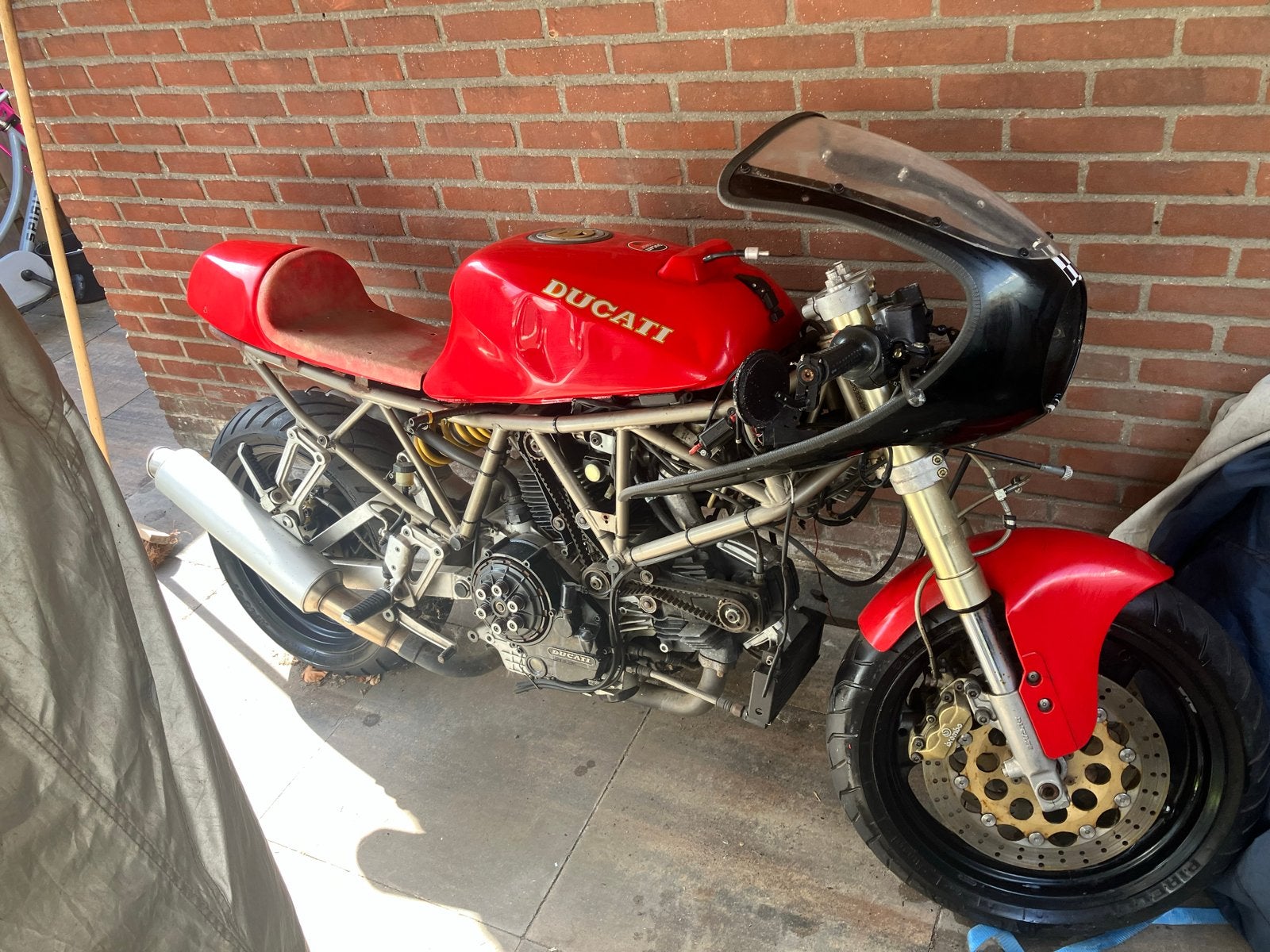 Ducati 900ss uit 1993 - Projectmotor met deuk in tank, Ophalen, Gebruikt
