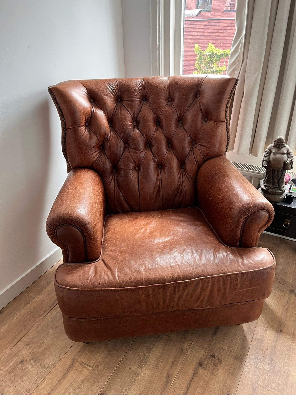 Grote leren Chesterfield fauteuil, Huis en Inrichting, Ophalen, Gebruikt, 100 tot 125 cm, Leer