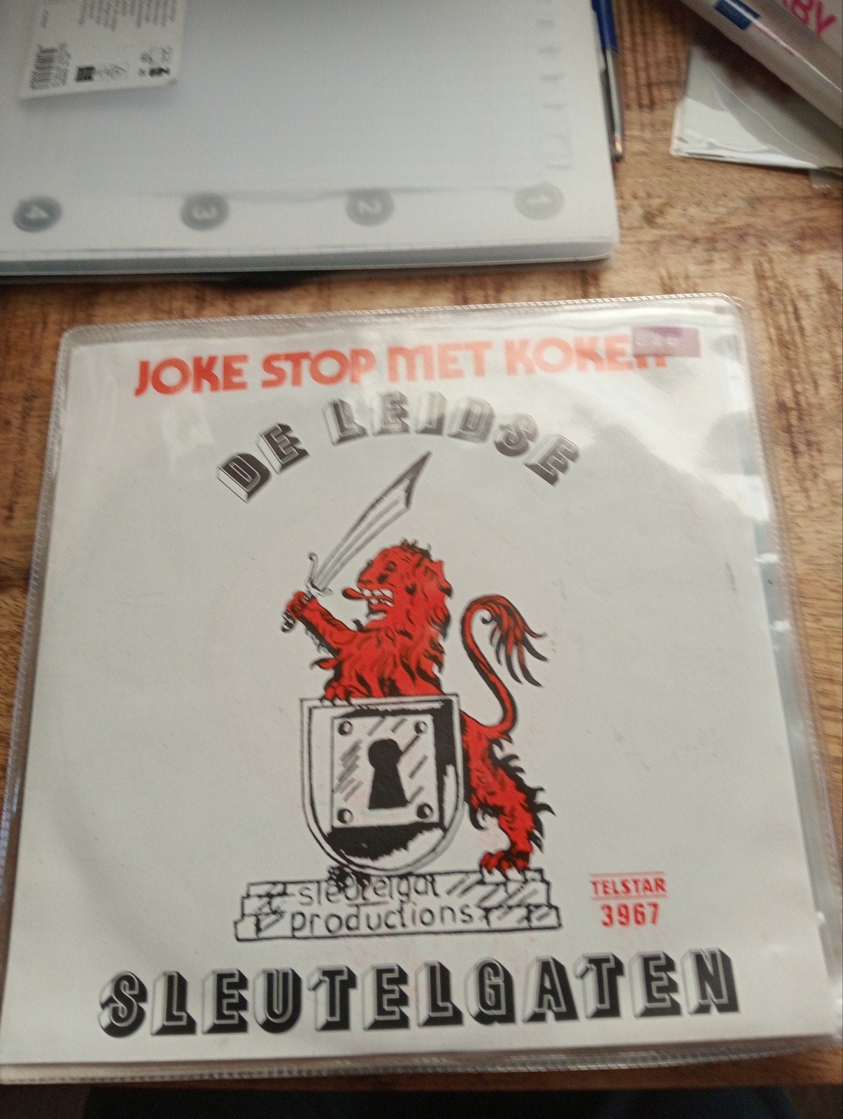 De Leidse sleutelgaten - joke stop met koken, Ophalen of Verzenden, Zo goed als nieuw, Overige formaten, Levenslied of Smartlap