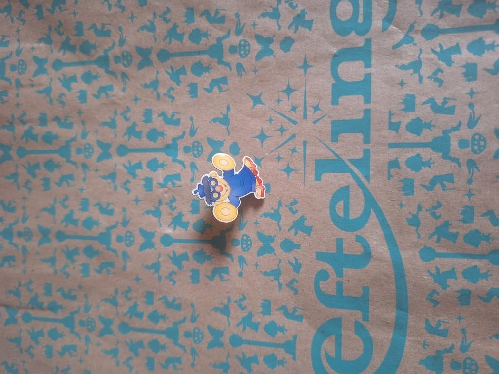 Efteling pin carnaval festival, Verzamelen, Ophalen of Verzenden, Zo goed als nieuw, Button of Speldje