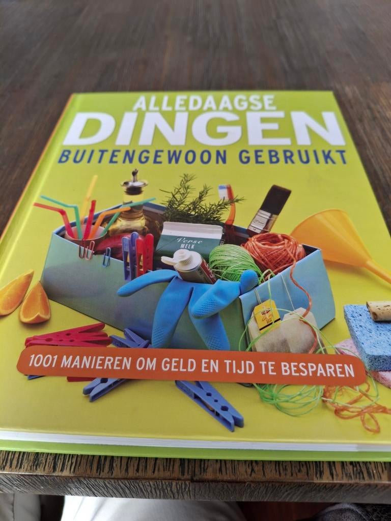 Alledaagse Dingen Buitengewoon Gebruikt. Gebonden uitgave, Ophalen of Verzenden, Zo goed als nieuw, Overige onderwerpen
